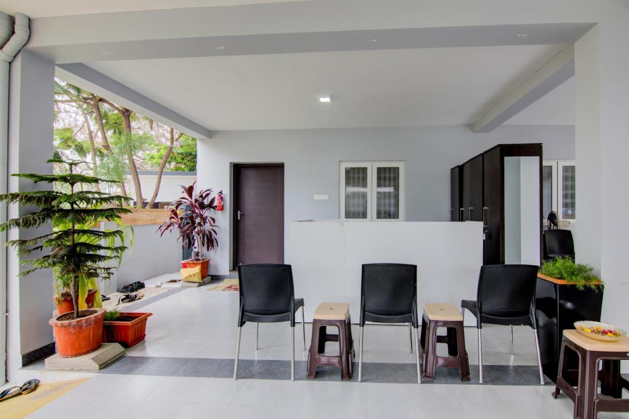 Oyo Flagship 24147 Royal Stay Singanallur Exterior foto